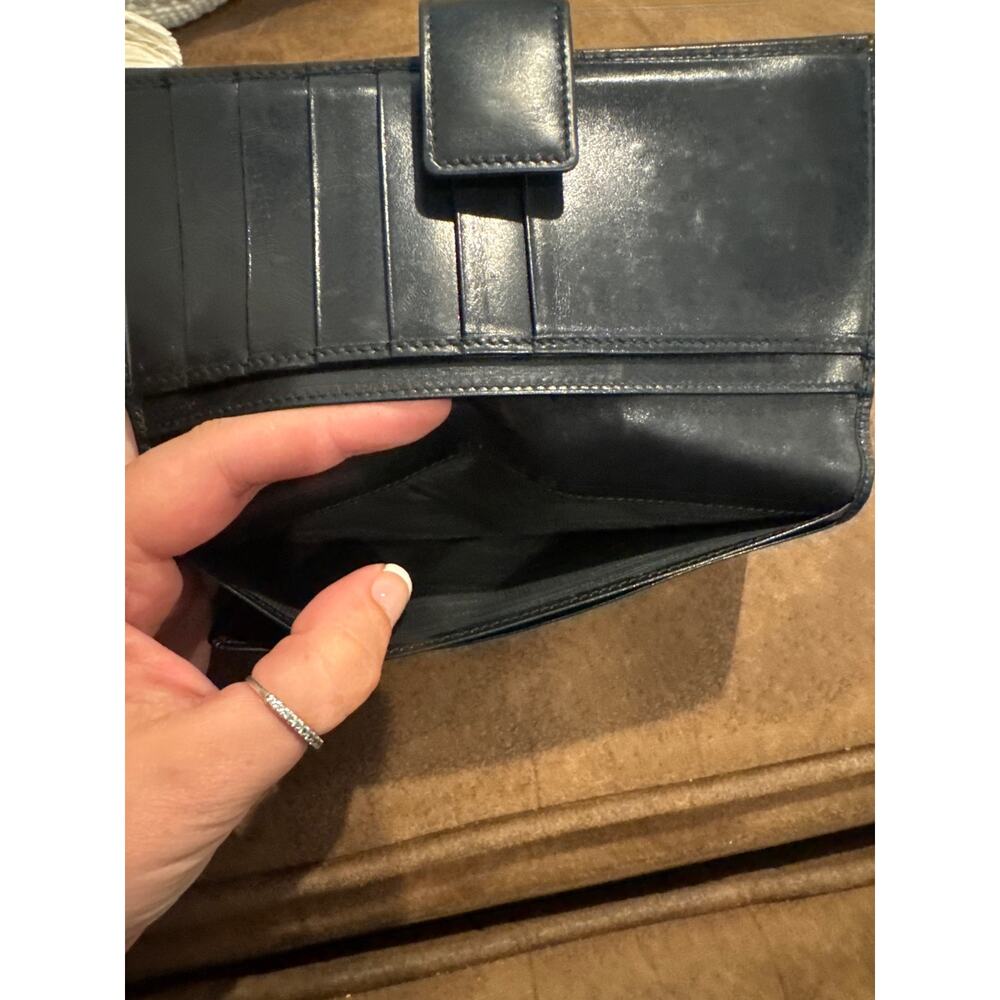 Gucci Leather Continental Wallet - Picture 9 of 11